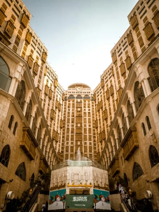 Cheapest Way to Book Umrah in 2025