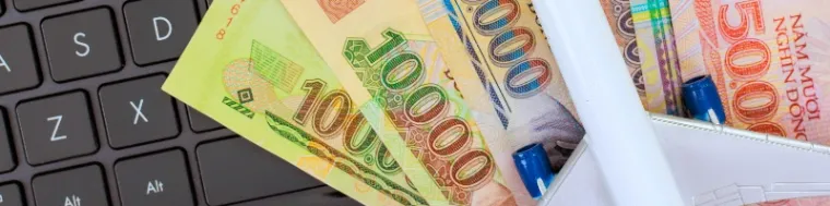 Umrah Expenses from Pakistan vs UK in 2025